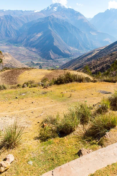 Peru, chrámové opevnění leží inca pozůstatků Posvátného údolí v Andách, Jižní Amerika — Stock fotografie