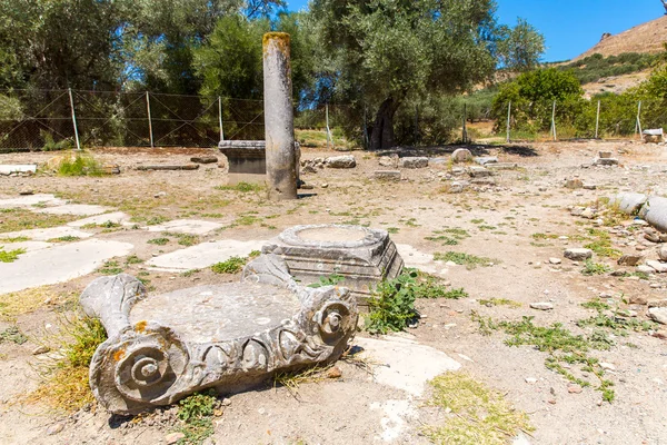 Монастырь монастыря в долине Мессара на острове Крит в Греции — стоковое фото