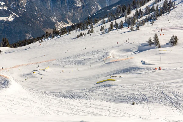 Estância de esqui Bad Gastein no inverno montanhas nevadas, Áustria, Land Salzburg — Fotografia de Stock