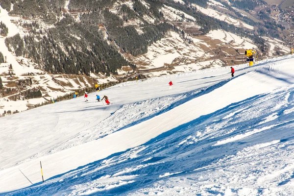 Ski resort bad gastein in Bergen — Stockfoto