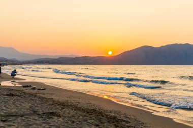 Sahilde sunset village kavros Girit