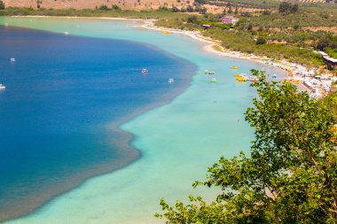 köy kavros Girit Adası, Yunanistan'ın tatlı su Gölü