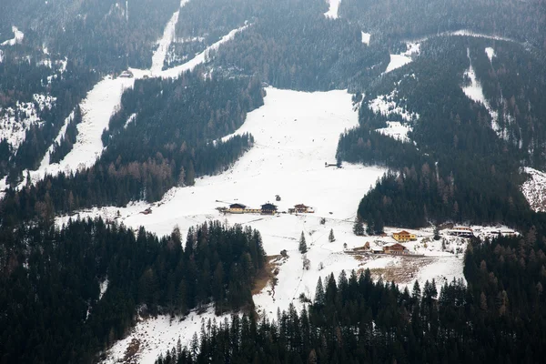 Skigebied stad — Stockfoto