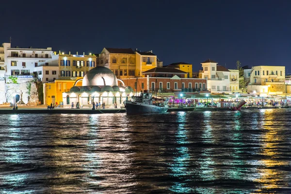 夜のクレタ島の湾 — ストック写真