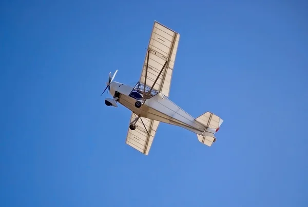 Een ultralight vliegtuig — Stockfoto