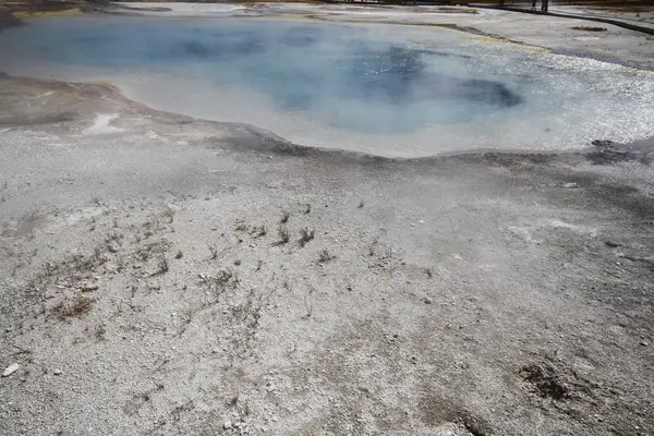 Sárgakő Grand Tetons Geyser — Stock Fotó