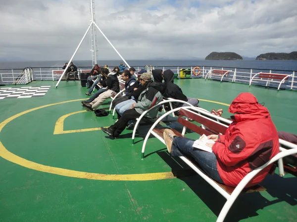 Relaxing on boat — Stock Photo, Image