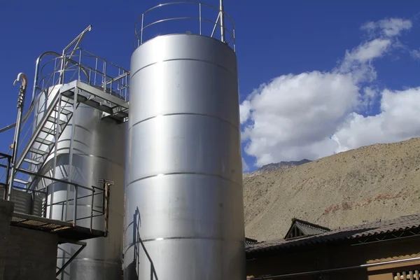Distillerie aigre de Pisco à Pisco Elqui — Photo