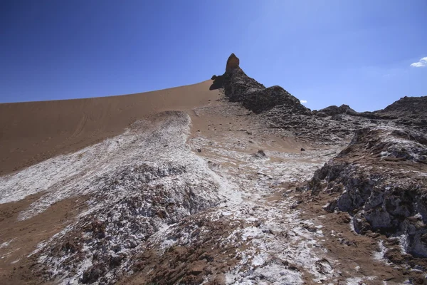 Valle del luna - valley of the moon, in atacama, chile — Stockfoto