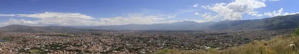 Staden cochamba, bolivia — Stockfoto