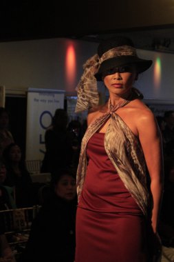 model yürüyen pist