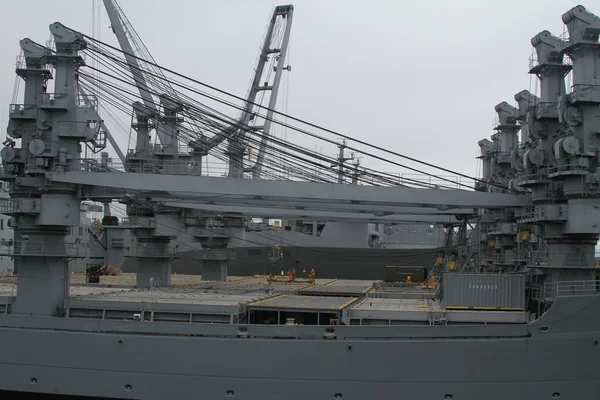 Grote schepen bij de Marine museum en dok — Stockfoto