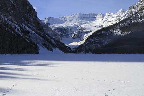 Winters tafereel. Banff, alberta, canada — Stockfoto