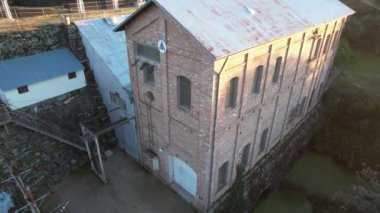 Folsom Hidroelektrik Parkı 'nın hava videosu