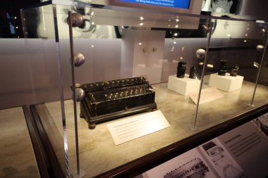 3-3-2022: Mountain View, California Bilgisayar Bilimleri Müzesi Dağ Manzarası