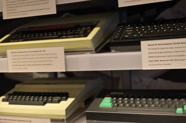 3-3-2022: Mountain View, California Bilgisayar Bilimleri Müzesi Dağ Manzarası