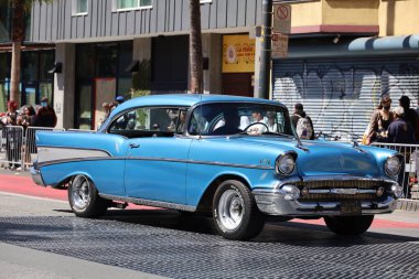 3-29-2022: San Francisco, California: Karnaval San Francisco