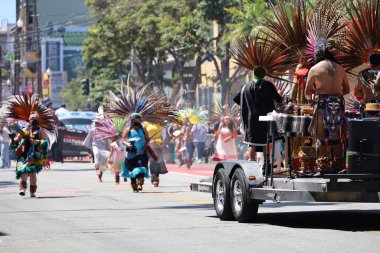 3-29-2022: San Francisco, California: Karnaval San Francisco