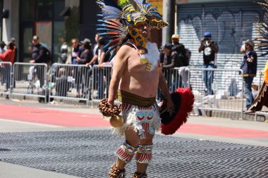 3-29-2022: San Francisco, California: Karnaval San Francisco