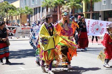 3-29-2022: San Francisco, California: Karnaval San Francisco