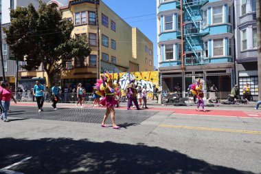 3-29-2022: San Francisco, California: Karnaval San Francisco