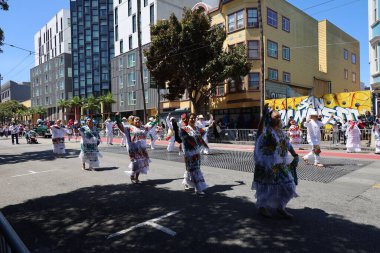 3-29-2022: San Francisco, California: Karnaval San Francisco