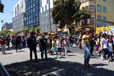 3-29-2022: San Francisco, California: Karnaval San Francisco