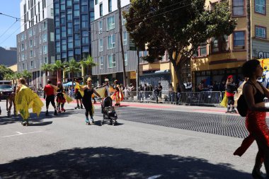 3-29-2022: San Francisco, California: Karnaval San Francisco