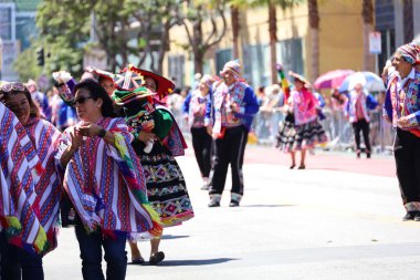 3-29-2022: San Francisco, California: Karnaval San Francisco