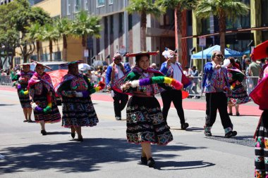 3-29-2022: San Francisco, California: Karnaval San Francisco