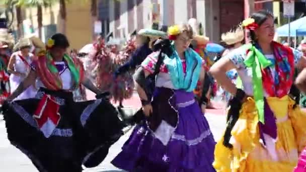 202022 San Francisco Kalifornien San Francisco Carnaval Parade Der Tänzer — Stockvideo