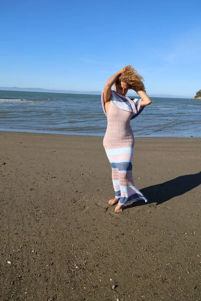 Photo Beautiful Brazilian Lady Beach — Stok fotoğraf