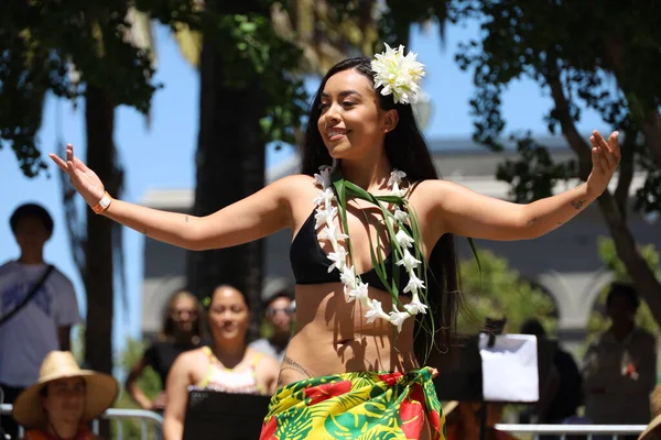 2022 San Francisco California Tahitian Performers Bastille Day Celebrations — ストック写真