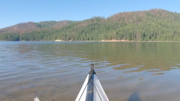 Kayaking Butte Lake Lassen National Forest California — Vídeos de Stock