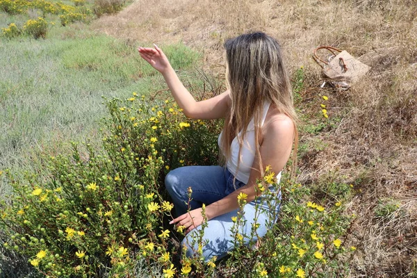 Photo Beautiful Lady Park Summer Day — Stok fotoğraf