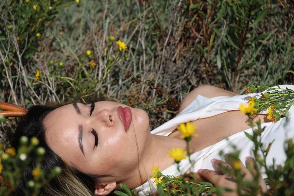 Photo Beautiful Lady Park Summer Day — Stock Photo, Image