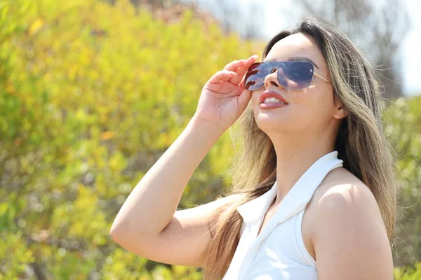 Photo Beautiful Lady Park Summer Day — Foto de Stock