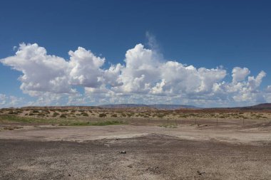 Flagstaff ve Page yakınlarındaki Arizona çölünde.