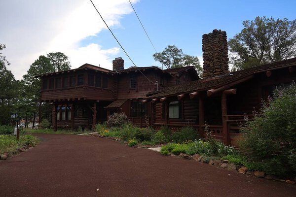 8-30-2022: Флагстафф, Аризона: Особняк Риордан