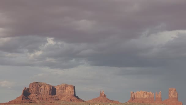 Časová Prodleva Videa Mraků Monument Valley Arizona — Stock video