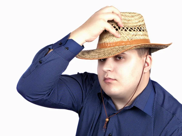 el genç hasır şapkalı mavi gömlekli adam