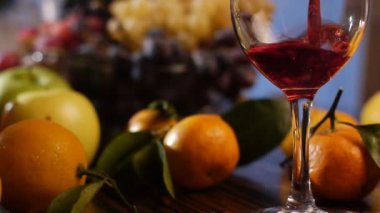 taze meyve ve dökme şarap