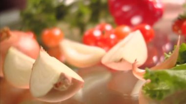 Close-Up domates ekmek bıçağını salatası