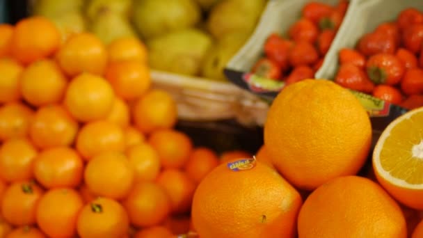 Mercado de frutas frescas — Vídeos de Stock