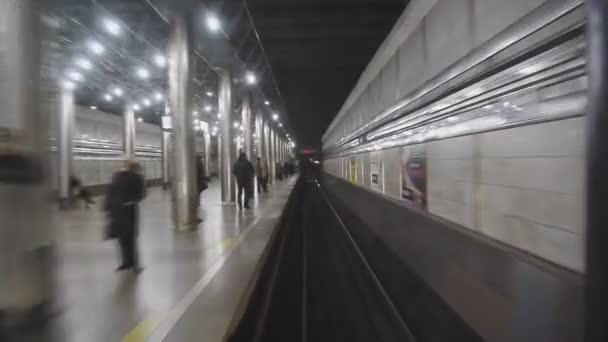 Longo tiro de POV tiro tubo de metrô (misto-outro - artificial ) — Vídeo de Stock