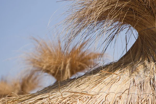 Straw roof house on the beach — Stock Photo, Image