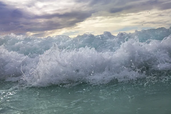 Ondas em Anse Lazio Seychelles — Fotografia de Stock