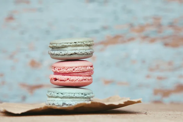 Shabby Chic Background with Macarons — Stock Photo, Image