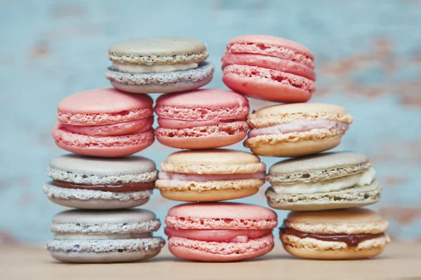 Shabby Chic Background with Macarons — Stock Photo, Image
