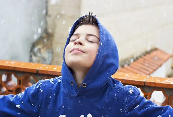 Enjoying the snow — Stock Photo, Image